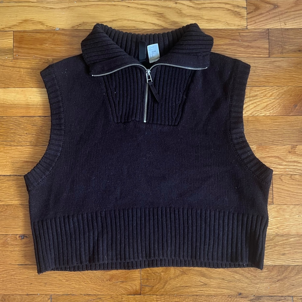 Cropped Sweater Top